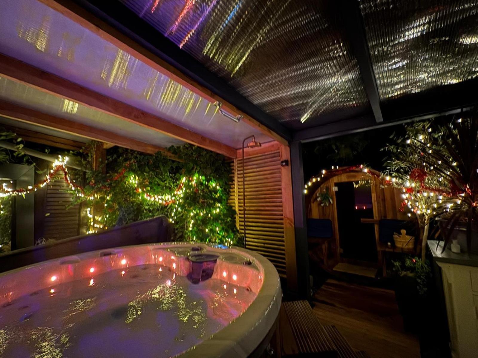 Romantisch Wellness Appartement Met Prive Hottub Sauna Gamesroom Den Ham Exteriör bild
